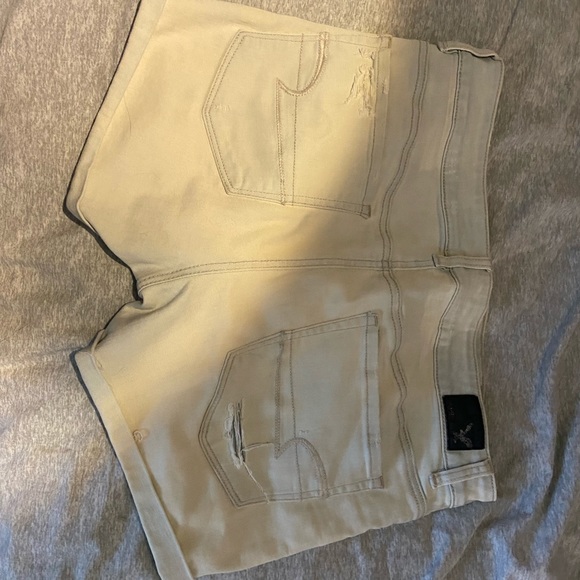 American Eagle -Hi-Rise Shortie - Picture 3 of 4